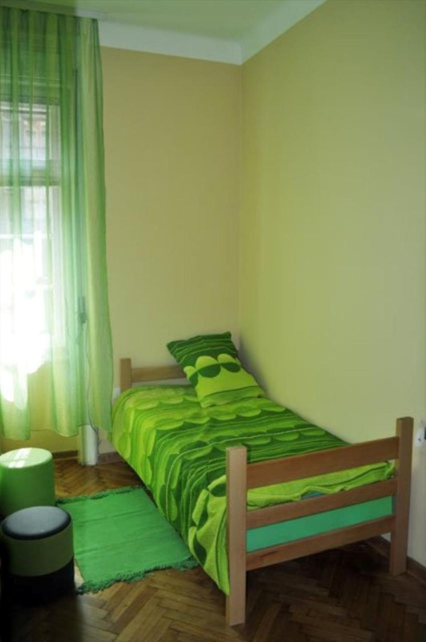 Habitat Hostel Belgrad Exterior foto